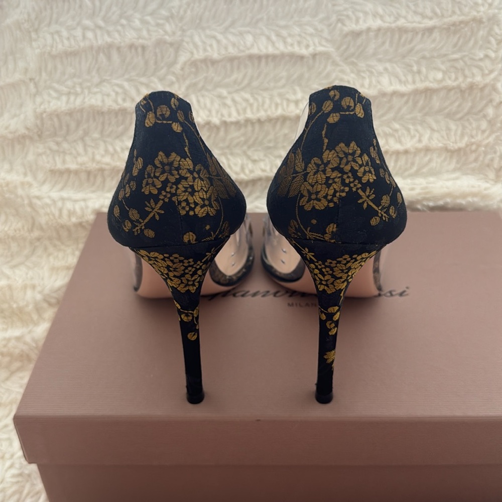 Gianvito Rossi Heels - Picture 5 of 10
